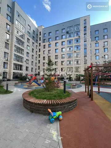 2-комнатная квартира, этаж 8 из 9, 70 м²