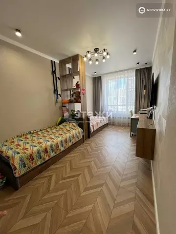 2-комнатная квартира, этаж 8 из 9, 70 м²