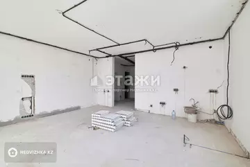 4-комнатная квартира, этаж 1 из 6, 130 м²