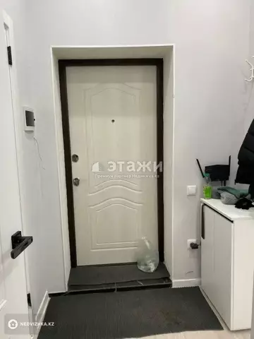 2-комнатная квартира, этаж 7 из 9, 38 м²