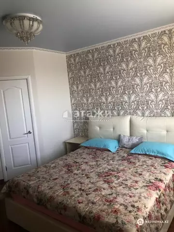 3-комнатная квартира, этаж 21 из 25, 100 м²