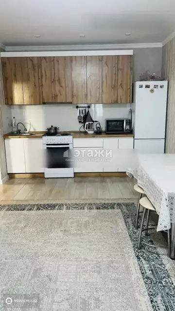 2-комнатная квартира, этаж 3 из 10, 45 м²
