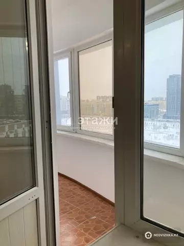2-комнатная квартира, этаж 10 из 19, 54 м²