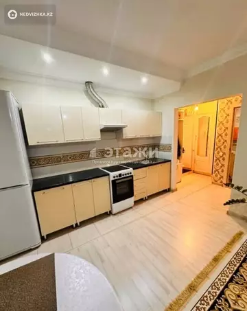2-комнатная квартира, этаж 9 из 12, 45 м²