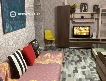 45 м², 1-комнатная квартира, этаж 2 из 3, 45 м², посуточно, изображение - 10