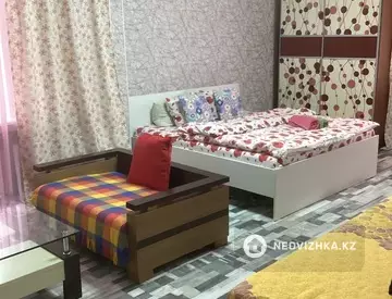 45 м², 1-комнатная квартира, этаж 2 из 3, 45 м², посуточно, изображение - 15