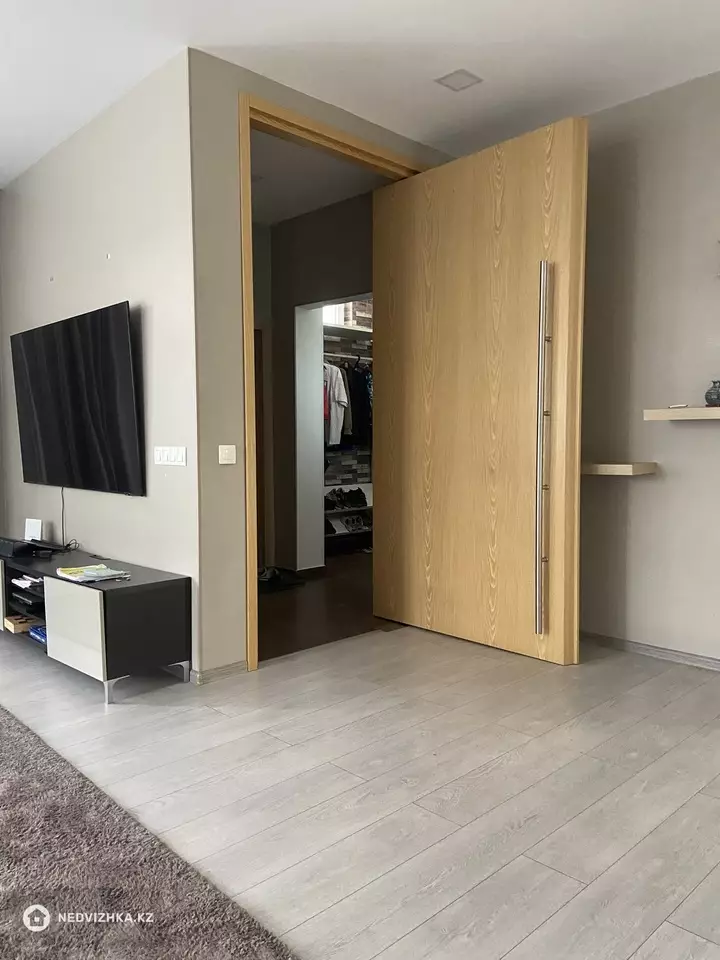 378 м², 7-комнатный дом, 6 соток, 378 м², изображение - 1