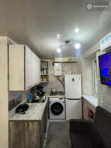 2-комнатная квартира, этаж 1 из 2, 37 м²