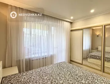 2-комнатная квартира, этаж 3 из 5, 53 м²