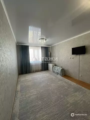 1-комнатная квартира, этаж 7 из 10, 43 м²