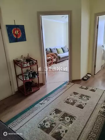 3-комнатная квартира, этаж 6 из 25, 82 м²