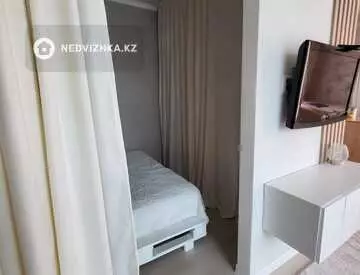 1-комнатная квартира, этаж 10 из 10, 45 м²