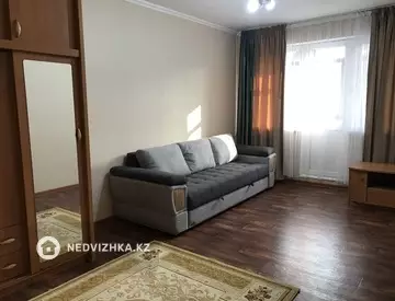 1-комнатная квартира, этаж 2 из 4, 33 м², на длительный срок