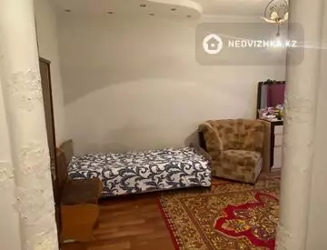 2-комнатная квартира, этаж 3 из 5, 43 м²