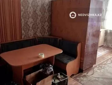 2-комнатная квартира, этаж 3 из 3, 36 м², на длительный срок