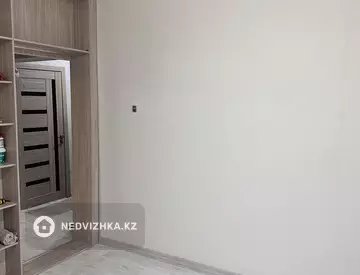 2-комнатная квартира, этаж 2 из 5, 54 м²