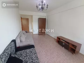 2-комнатная квартира, этаж 4 из 5, 63 м²