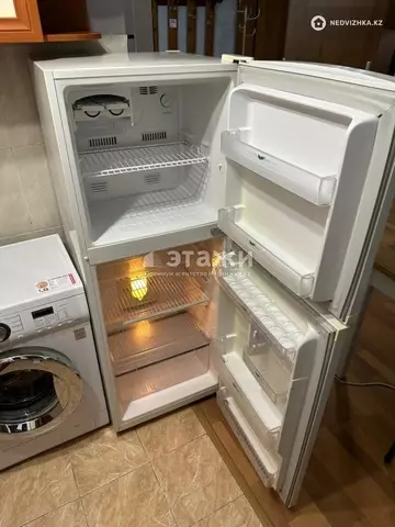 1-комнатная квартира, этаж 3 из 3, 40 м²