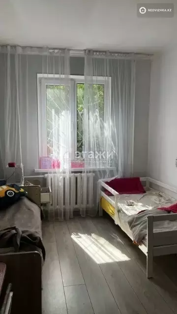 2-комнатная квартира, этаж 3 из 5, 43 м²