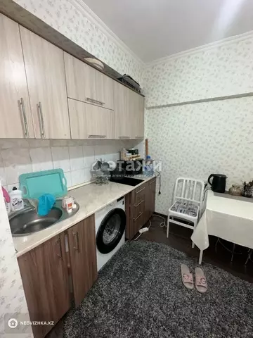 2-комнатная квартира, этаж 1 из 4, 42 м²
