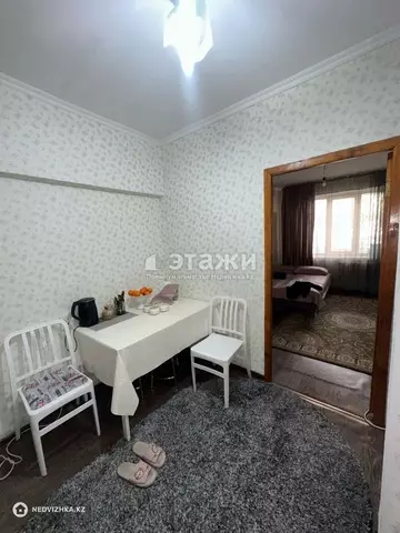 2-комнатная квартира, этаж 1 из 4, 42 м²