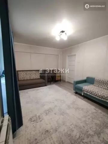 2-комнатная квартира, этаж 3 из 5, 38 м²