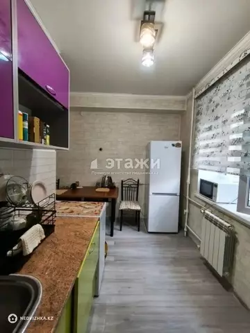 2-комнатная квартира, этаж 3 из 5, 38 м²