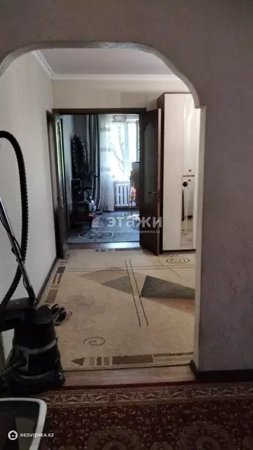56.3 м², 2-комнатная квартира, этаж 3 из 5, 56 м², изображение - 5