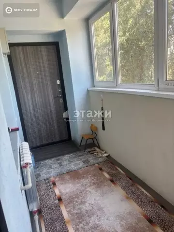 2-комнатная квартира, этаж 2 из 9, 64 м²