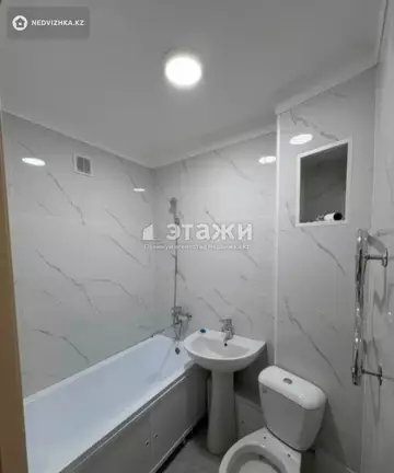 2-комнатная квартира, этаж 4 из 4, 42 м²
