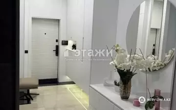 5-комнатная квартира, этаж 3 из 9, 222 м²