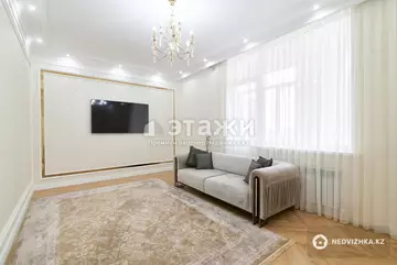 3-комнатная квартира, этаж 2 из 12, 102 м²