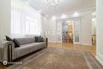 3-комнатная квартира, этаж 2 из 12, 102 м²