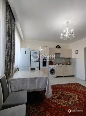 2-комнатная квартира, этаж 3 из 5, 44 м²