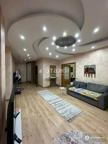 3-комнатная квартира, этаж 10 из 13, 118 м²