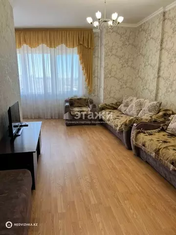 2-комнатная квартира, этаж 8 из 18, 67 м²