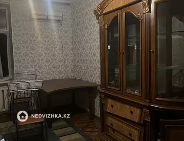 3-комнатная квартира, этаж 3 из 3, 71 м², на длительный срок