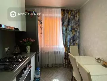 2-комнатная квартира, этаж 4 из 5, 51 м²