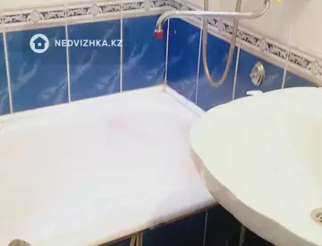2-комнатная квартира, этаж 1 из 5, 49 м²
