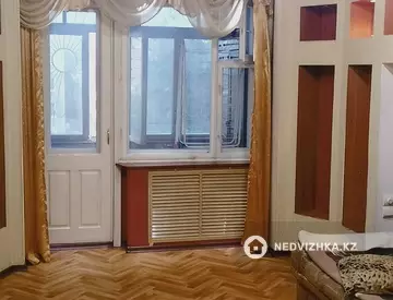 2-комнатная квартира, этаж 1 из 5, 49 м²