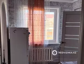 4-комнатная квартира, этаж 5 из 5, 60 м²