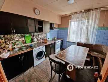 4-комнатная квартира, этаж 3 из 5, 84 м²