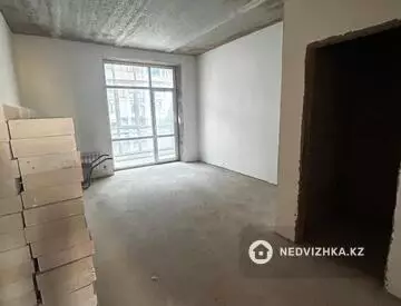2-комнатная квартира, этаж 1 из 3, 69 м²