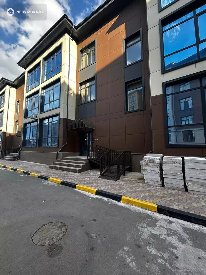 69 м², 2-комнатная квартира, этаж 1 из 3, 69 м², изображение - 1