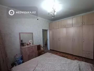 5-комнатный дом, 4 соток, 164 м²