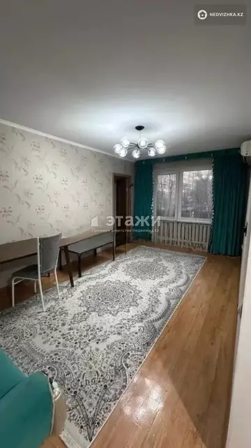 2-комнатная квартира, этаж 4 из 5, 50 м²