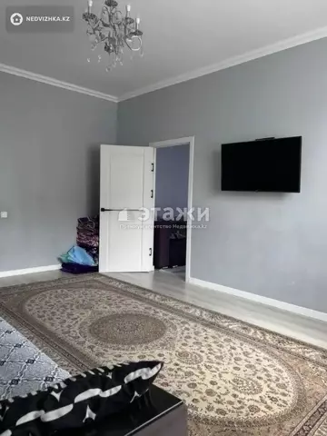 2-комнатная квартира, этаж 4 из 5, 68 м²