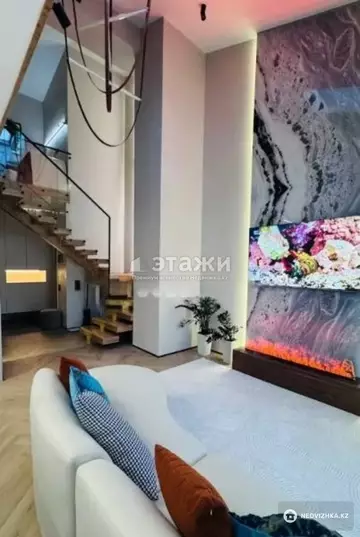 4-комнатная квартира, этаж 4 из 4, 127 м²