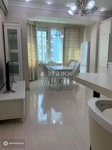 2-комнатная квартира, этаж 9 из 17, 62 м²