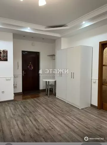1-комнатная квартира, этаж 2 из 25, 44 м²